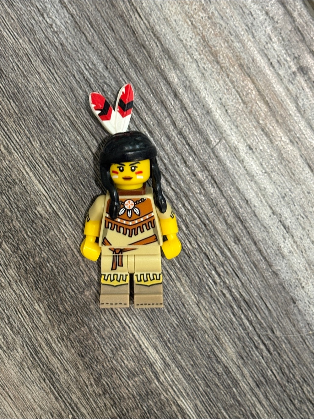 Lego Minifigure Series 15 Tribal Woman Retired Collectible